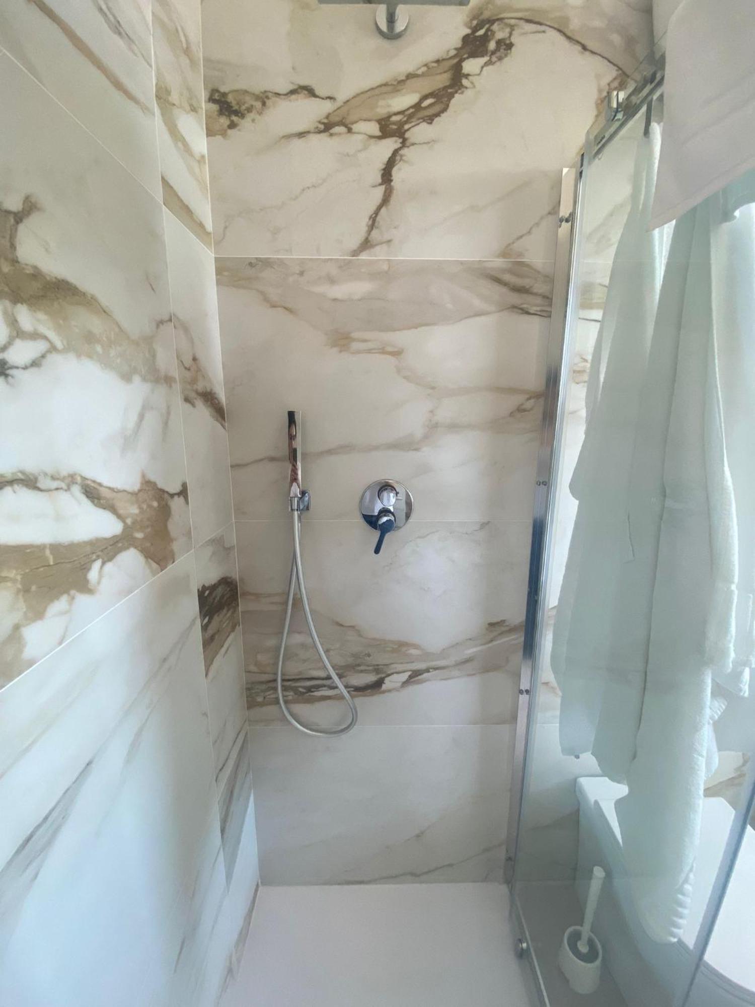Hyria Rooms 诺拉 外观 照片